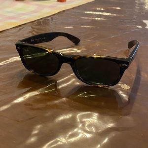 Ray-ban néw wayfarer rb2132